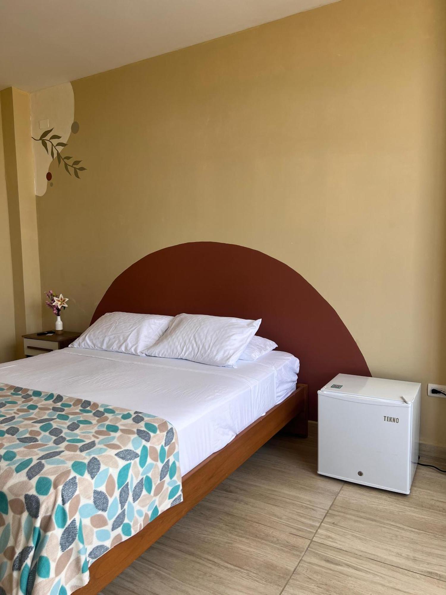 Ohana Beach Hotel Playas Room photo